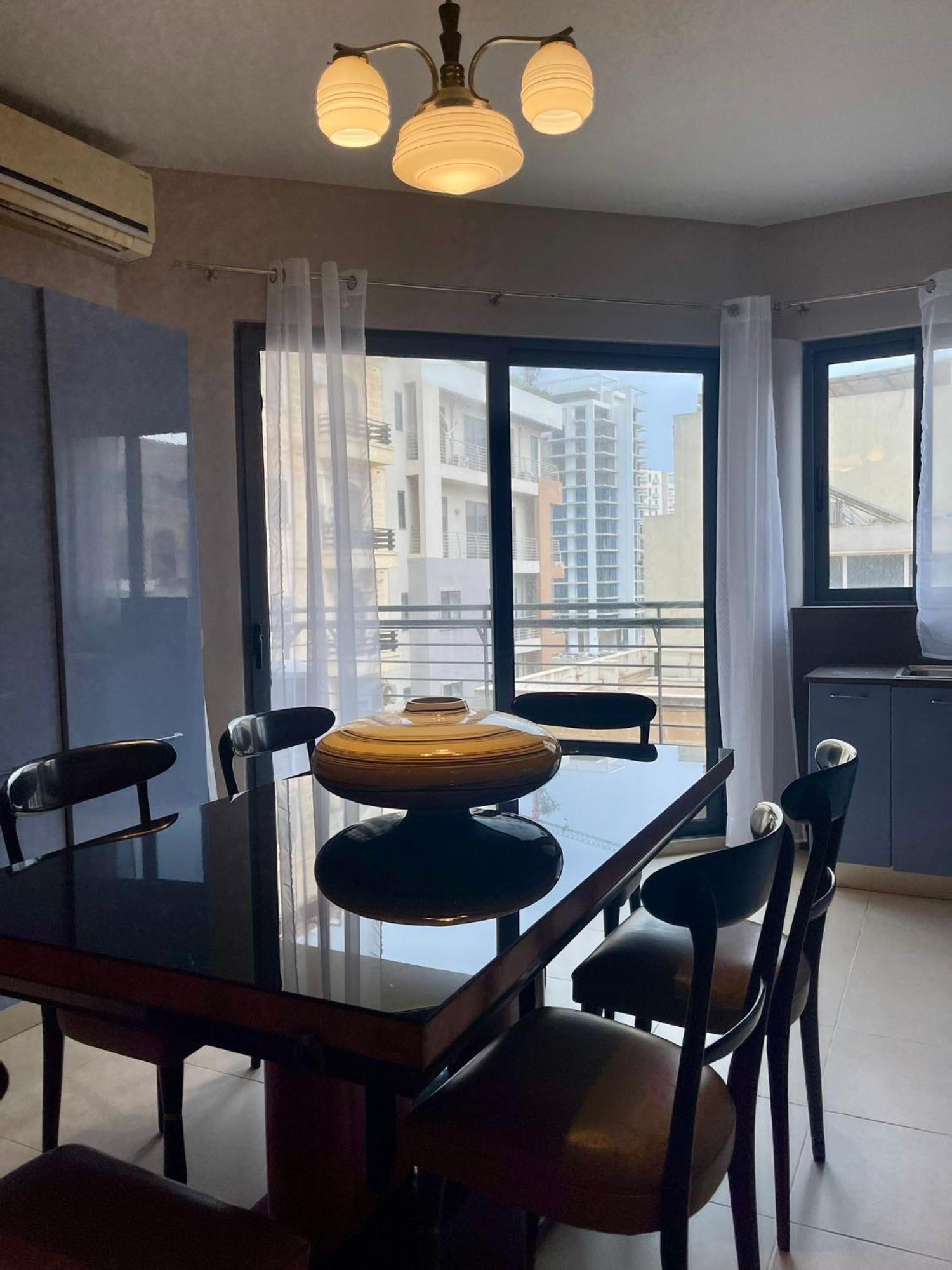 Aron Seaviews Apartment 슬리에마 외부 사진