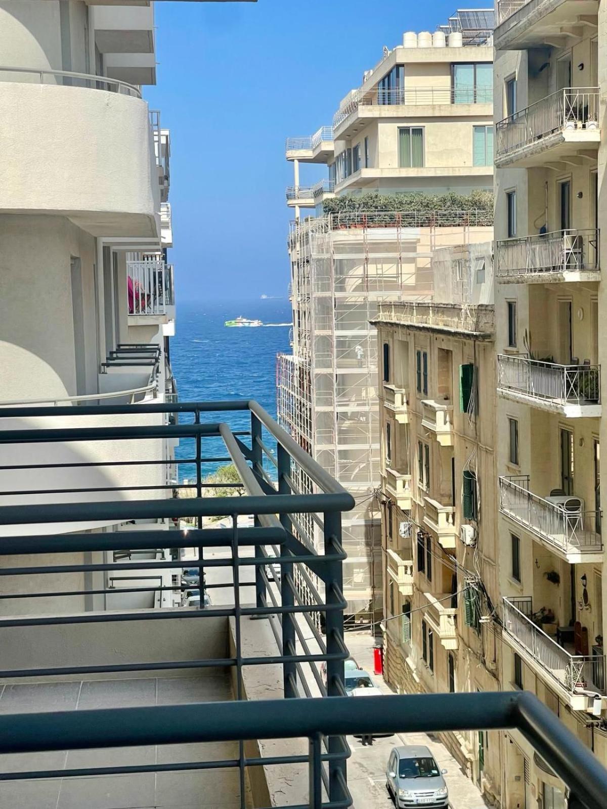 Aron Seaviews Apartment 슬리에마 외부 사진